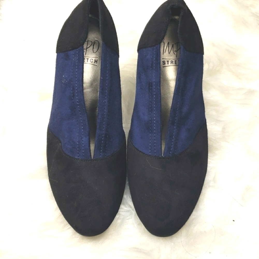 Impo Trea V-Cut Colorblock Pumps Navy Black 7m - image 2